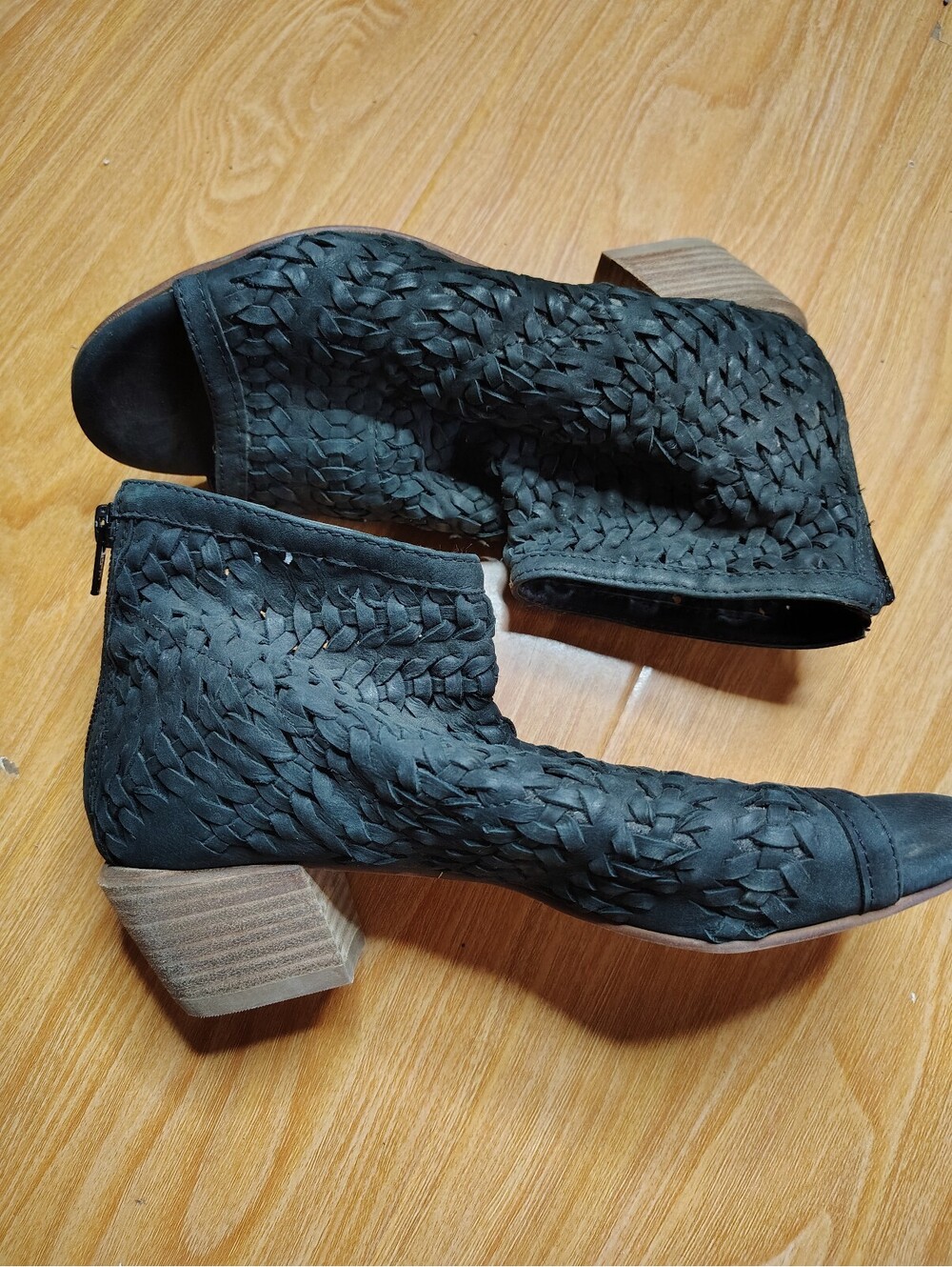 Lucky Brand Mofira Open Toe Boots